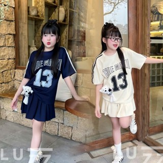 (Không kèm gấu) Set váy xếp ly thể thao in sô 13 dành cho bé gái 9-44kg. Chất liệu cotton có quần bảo hộ - (AV06)