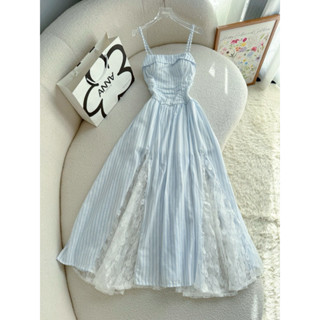 Đầm Kiểu Sọc Xanh Phối Ren Dáng Dài Anna - Stella Dress