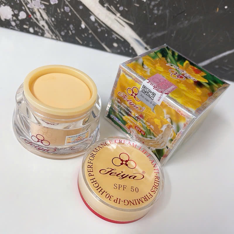 Kem dưỡng da Feiya nhân sâm đỏ 50gr Chính hãng