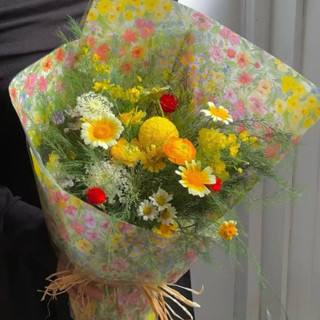  Giấy Nến - Kraft hoạ tiết Garden rực rỡ - Thích hợp để gói hoa gói quà - Giấy dễ tạo hình - Khổ 35*50 - 10 tờ 1 xấp 