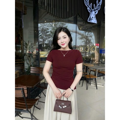 Áo thun nữ lệch vai nhún eo dáng ôm chất cotton Nhật Evalover – Mã 269