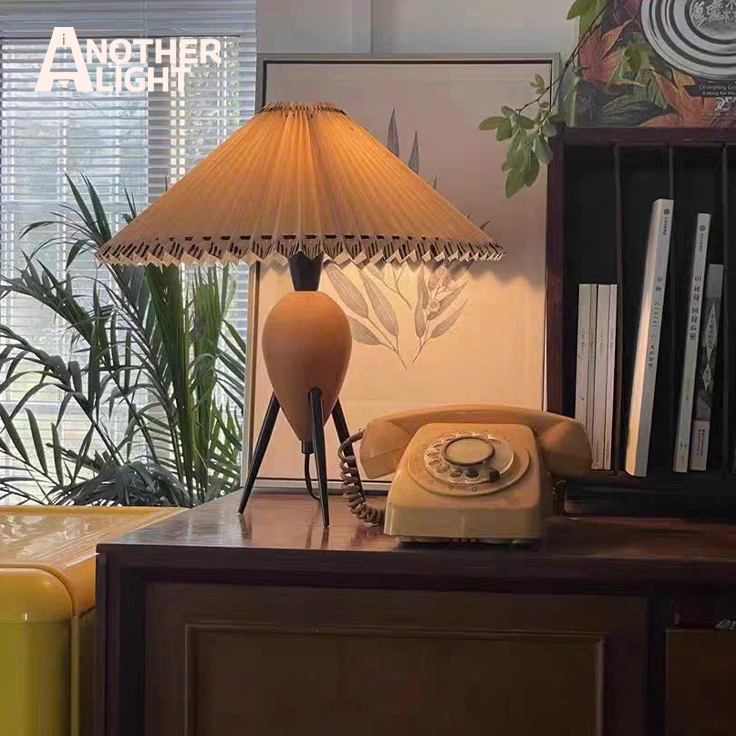 Đèn ngủ Bắc Âu, đèn ngủ gỗ sồi cao cấp, đèn decor trang trí phòng ngủ Another Light.