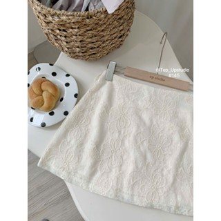 Chân Váy A Ren Hoa Dáng Ngắn Tôn Dáng Phong Cách Nữ Tính Thanh Lịch, chân váy chữ A dáng ngắn màu trắng