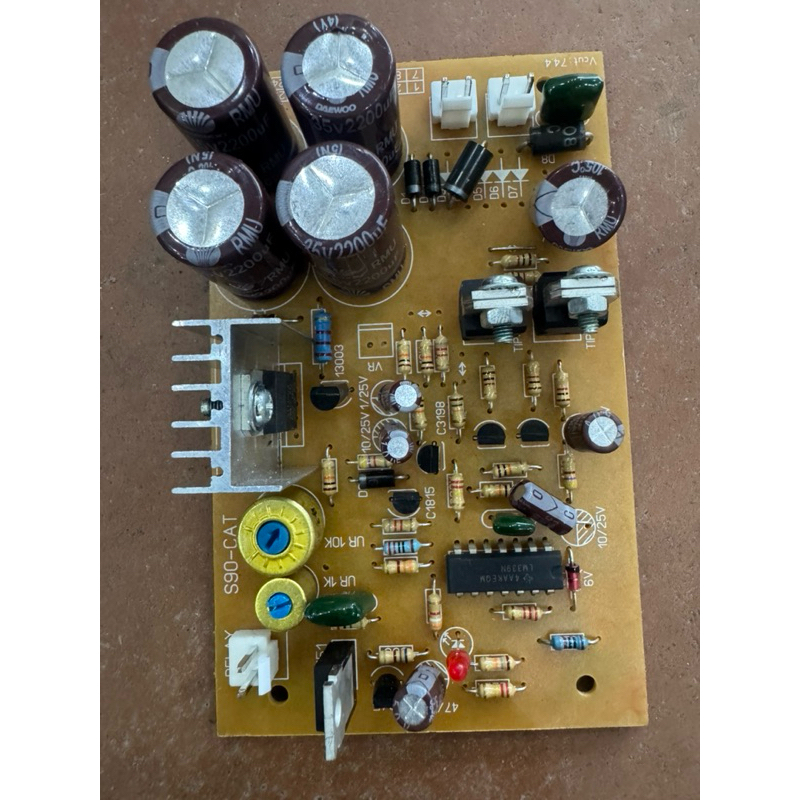 vỉ mạch lioa dải 90 tụ bé