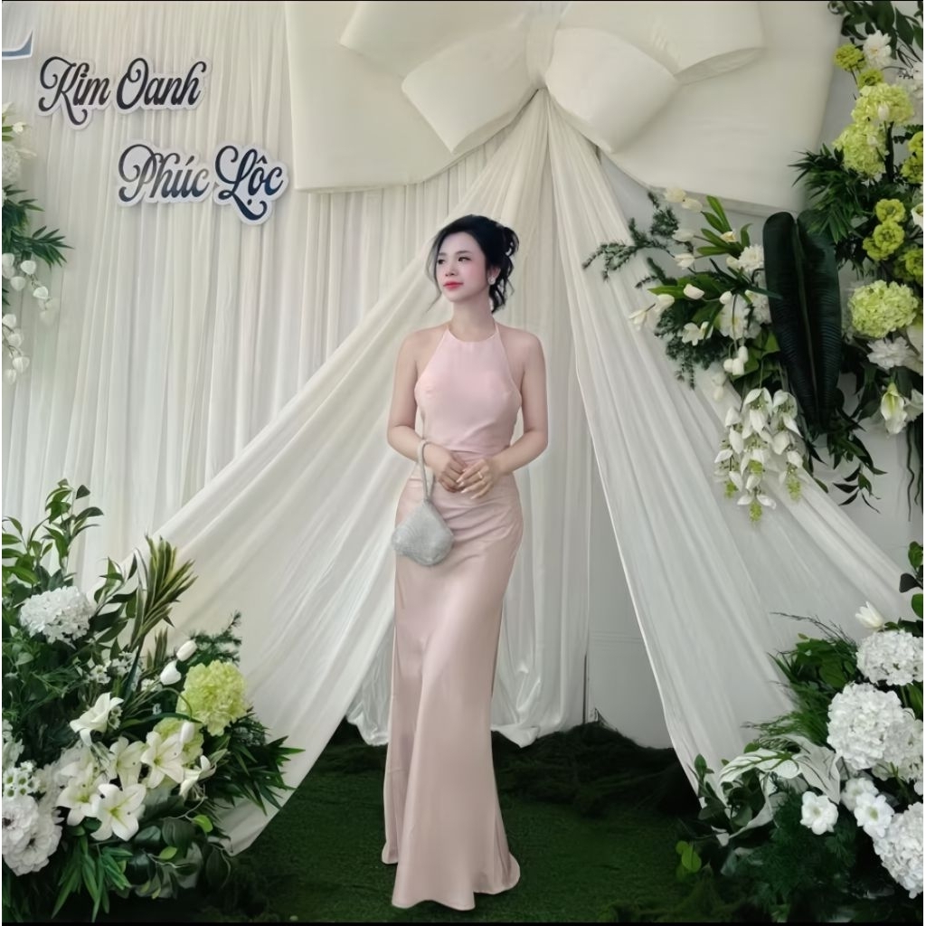 Đầm Lụa Cổ Yếm Xếp Ly Có Mút  Dáng Dài - Joyci Dress Silk Mẫu Mới 2025 | BigBuy360 - bigbuy360.vn