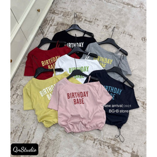 Áo Phông Giấy Lệch Vai Birthday Babe