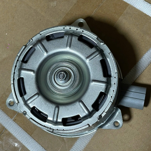 MÔ TƠ QUẠT KÉT NƯỚC TOYOTA VIOS 14-'' MÃ SP: 16363-0Y040 HÀNG NHẬT
