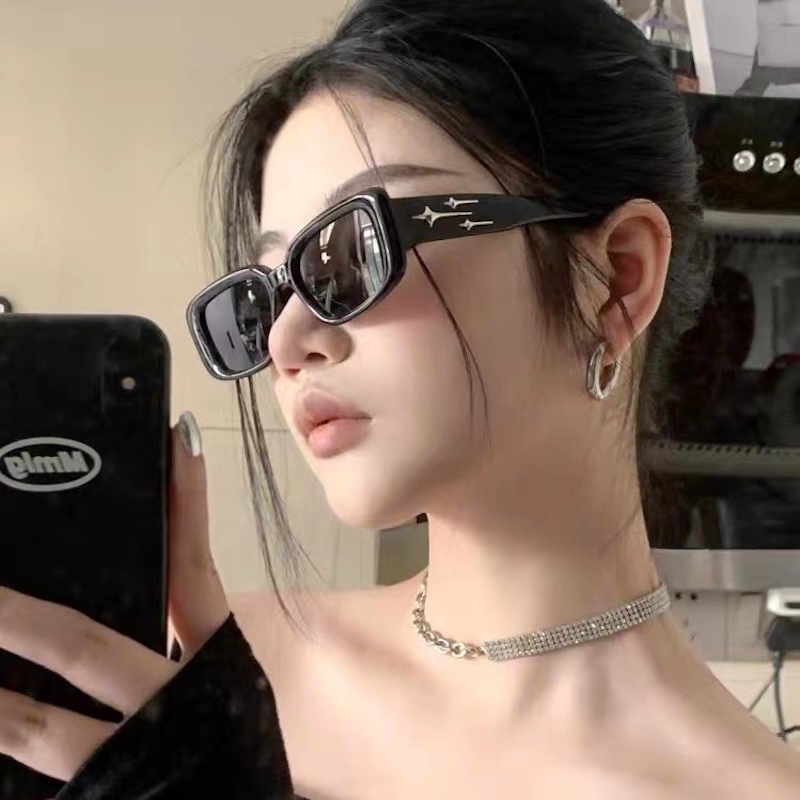 Kính râm chữ nhật họa tiết ngôi sao, kính mát EMOJI chống nắng chụp hình đi chơi dã ngoại cá tính sang chảnh 387