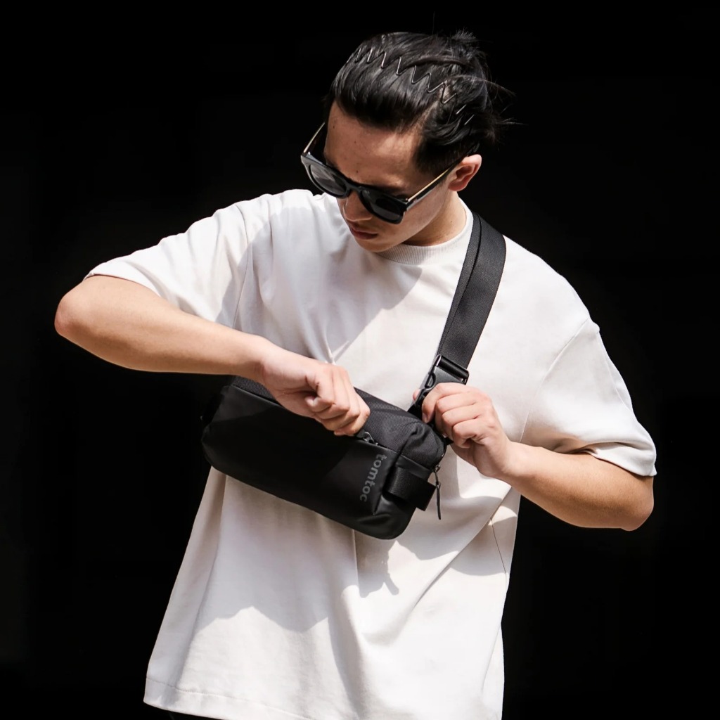 Túi đeo chéo Tomtoc (USA) Lightweight Sling Bag T21 chính hãng, bền bỉ, nhiều ngăn đựng, kháng nước | BigBuy360 - bigbuy360.vn