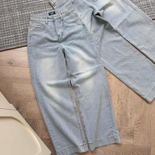 YURI JEANS - Quần Jean Nữ Ống Suông Thêu Kiểu Sau Túi (MÃ5137)