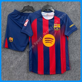 Quần Áo Bóng Đá CLB BACELONA Màu Xanh Sọc Đỏ 2025 - Chất Vải Thun Mè , Nhận In Tên Số