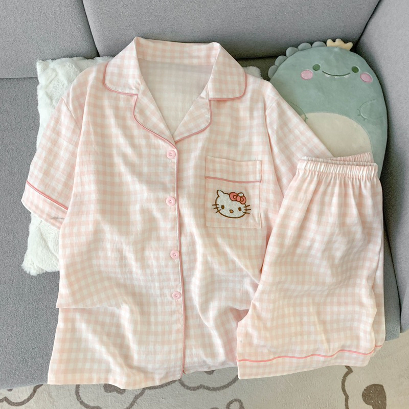 𝐁𝐲 𝐬𝐭𝐮𝐝𝐢𝐨 𝟐𝟓 BỘ ĐỒ NGỦ KITTY DỄ THƯƠNG
