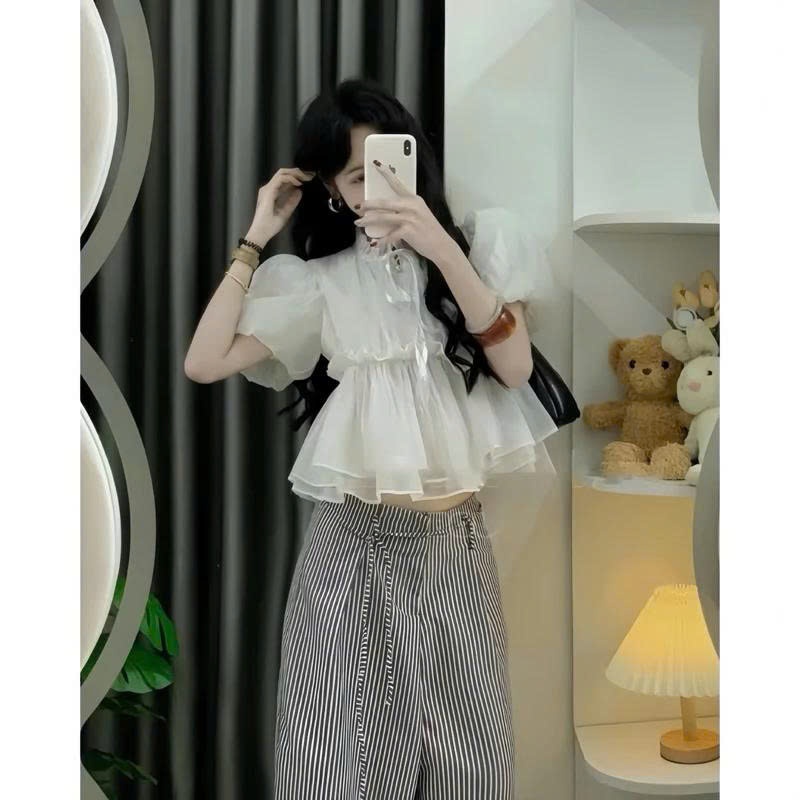 Áo Sơ Mi Babydoll Croptop Tay Phồng Cúc Ngọc Đính Nơ Chất Tơ Xốp | BigBuy360 - bigbuy360.vn