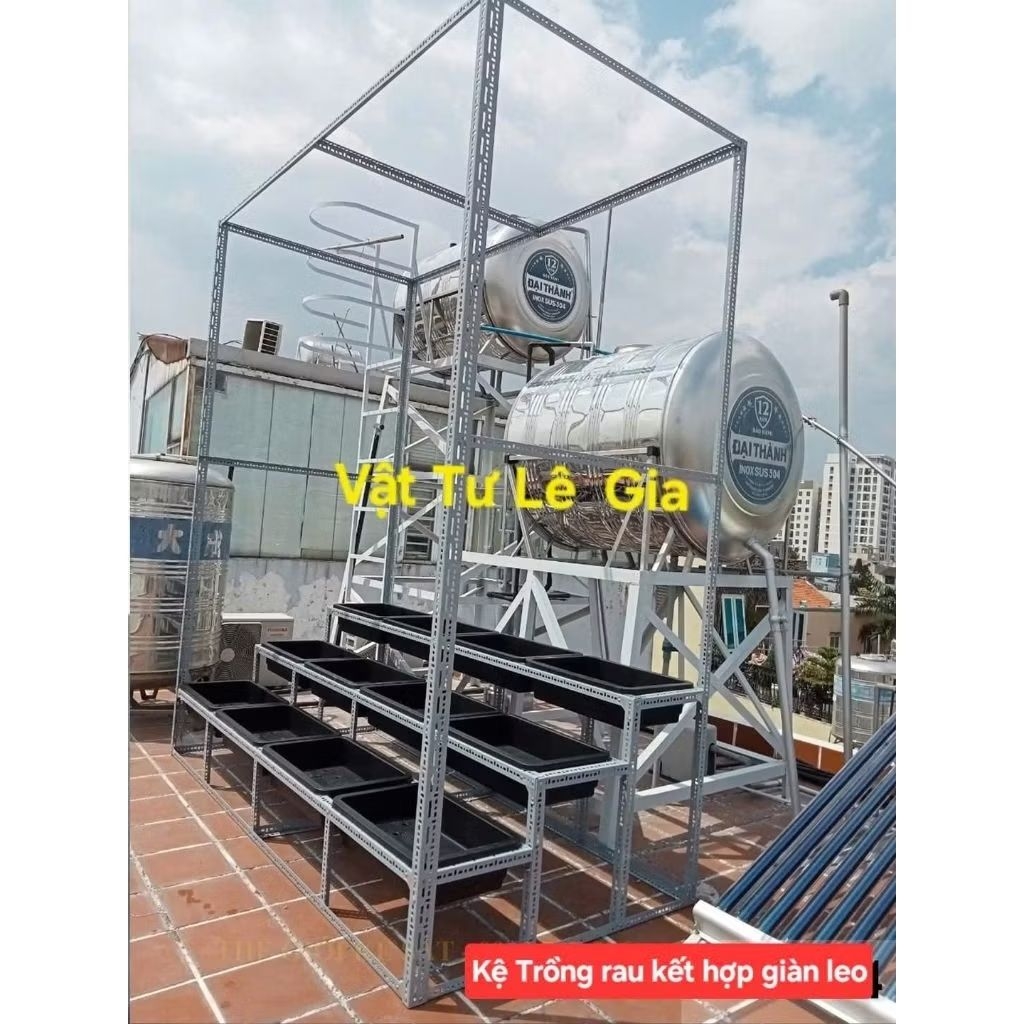 Khung kệ sắt v lỗ bậc thang trồng rau sạch có giàn leo 3 tầng (Rộng 1,3m x cao 2.4m x Dài 2,7m).kệ s