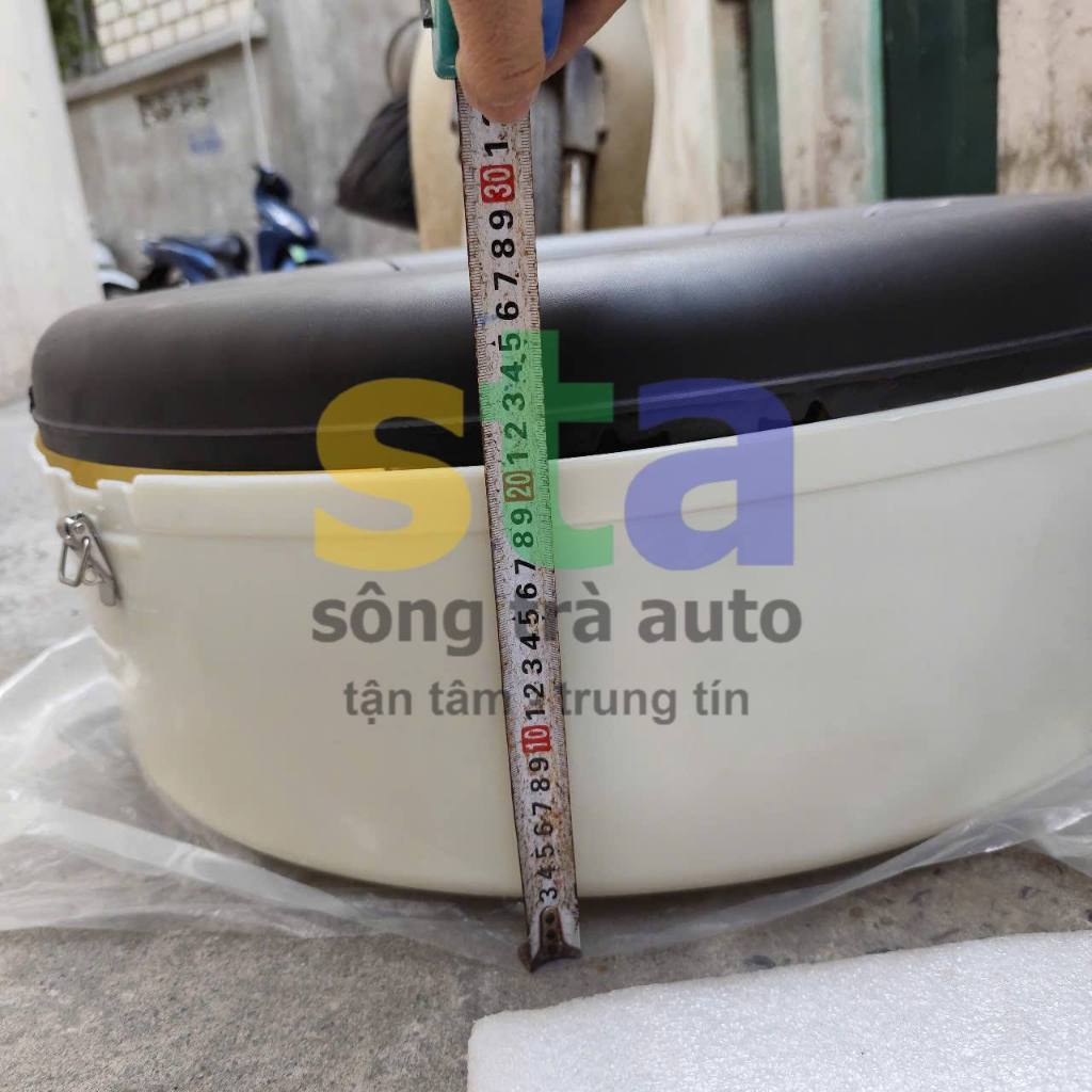 Ốp lốp sơ cua Ford Eco sport 2014 - 2017. Ốp lốp sơ cua Ecosport