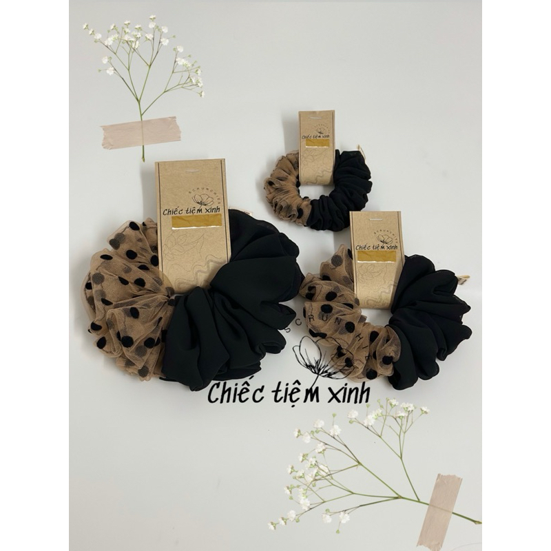 Scruchies voan lưới nâu chấm bi đen phối voan màu đen. 3 size S M L