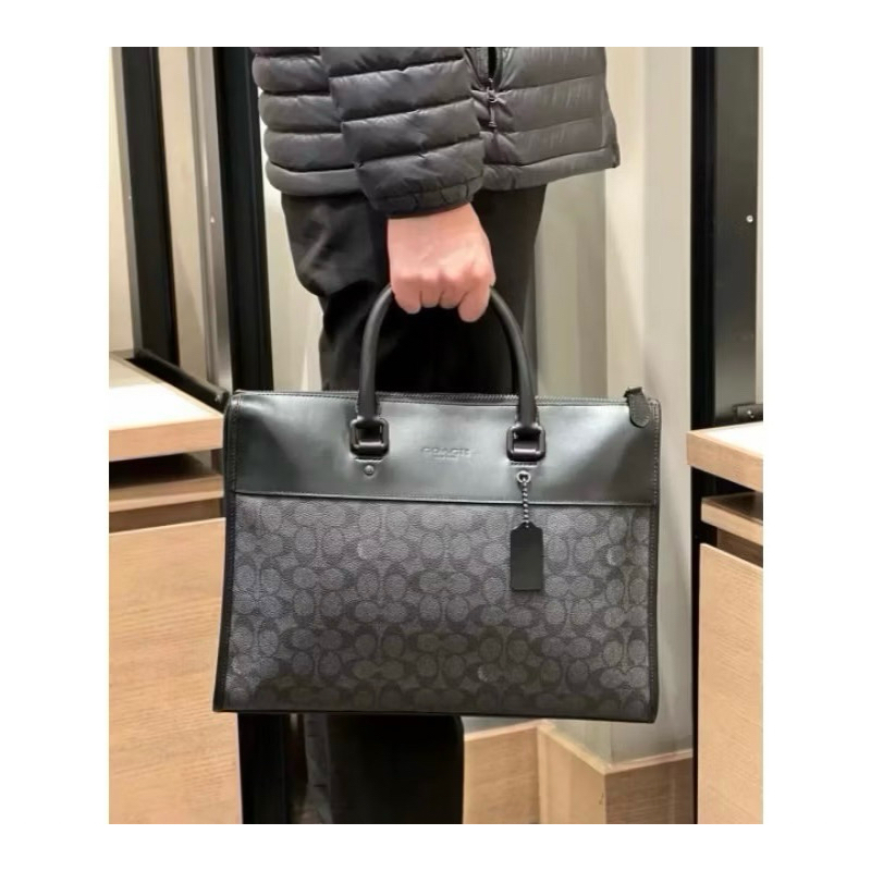 Cặp công sở GOTHAM FOLIO IN SIGNATURE LEATHER