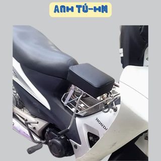 Ghế ngồi xe máy em bé - Xe Số, Yên Nệm, Không Tựa, Có Gác Chân, An Toàn Cho Bé