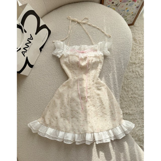 Đầm kiểu Trễ Vai Viền Bèo Voan Cổ Yếm Anna - Mia Dress