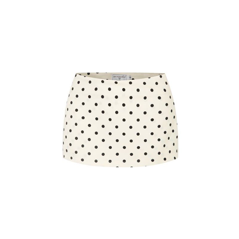Váy ngắn chấm bi màu kem có lót quần - LATTE DOTS SKIRT