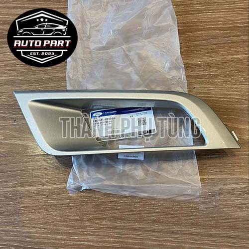 Ốp đèn gầm, dưỡng đèn gầm Ford Ranger Wiltrack 2016 - 2018 [ CHÍNH HÃNG ]