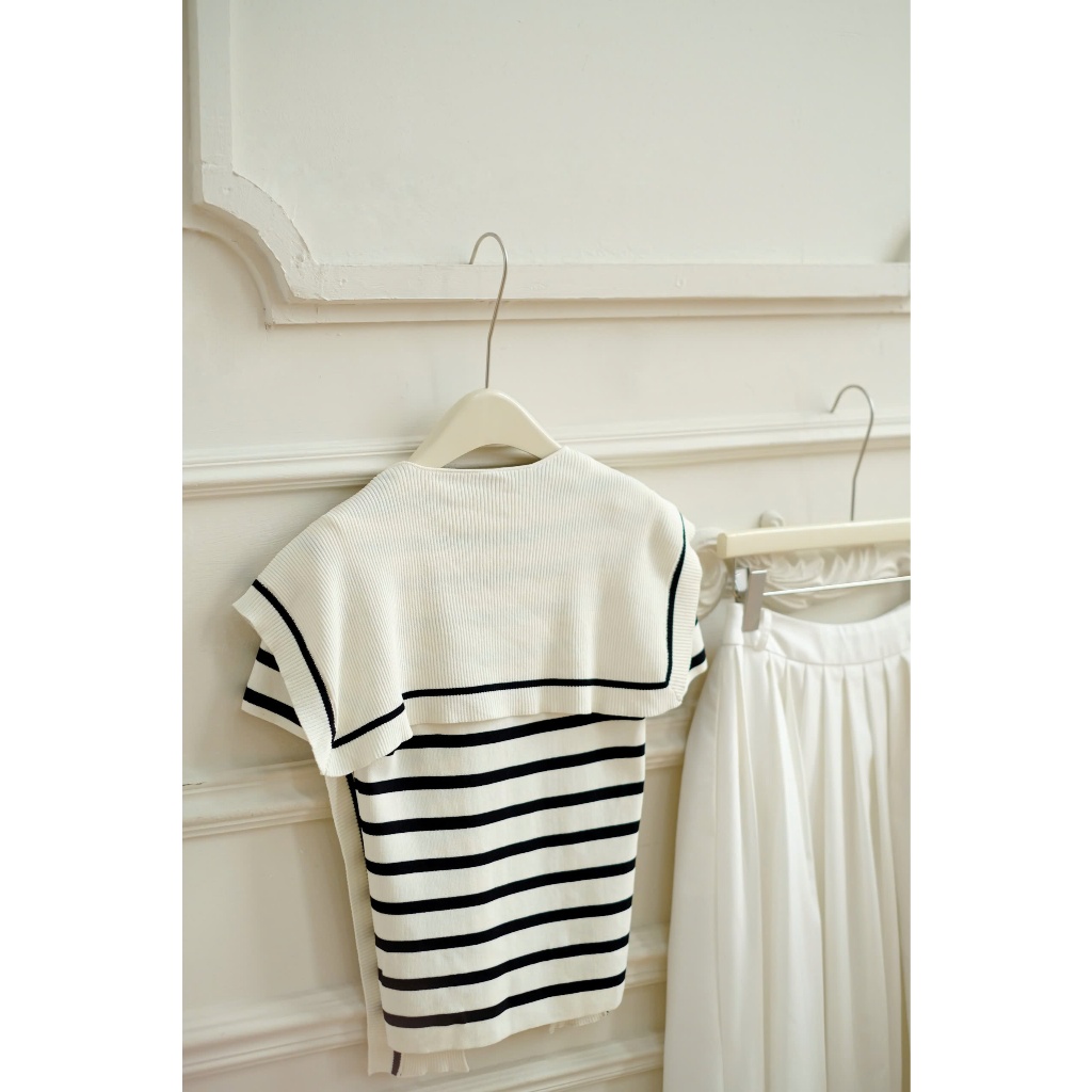 (Blue to Bloom) Áo dệt kim kẻ kèm khăn thêu logo, chất liệu cao cấp, mềm mát thời trang thiết kế Calie AF167 - CX065 | BigBuy360 - bigbuy360.vn