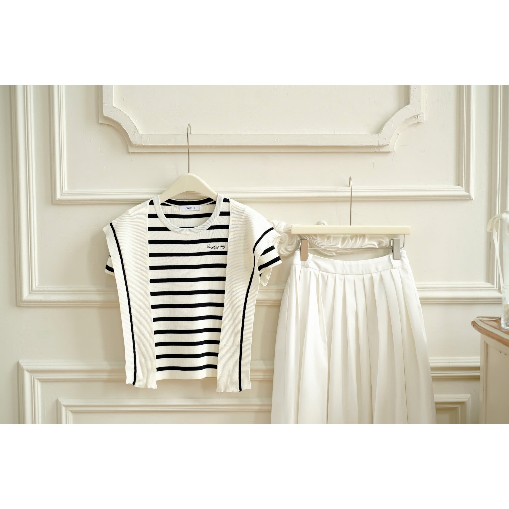 (Blue to Bloom) Áo dệt kim kẻ kèm khăn thêu logo, chất liệu cao cấp, mềm mát thời trang thiết kế Calie AF167 - CX065 | BigBuy360 - bigbuy360.vn