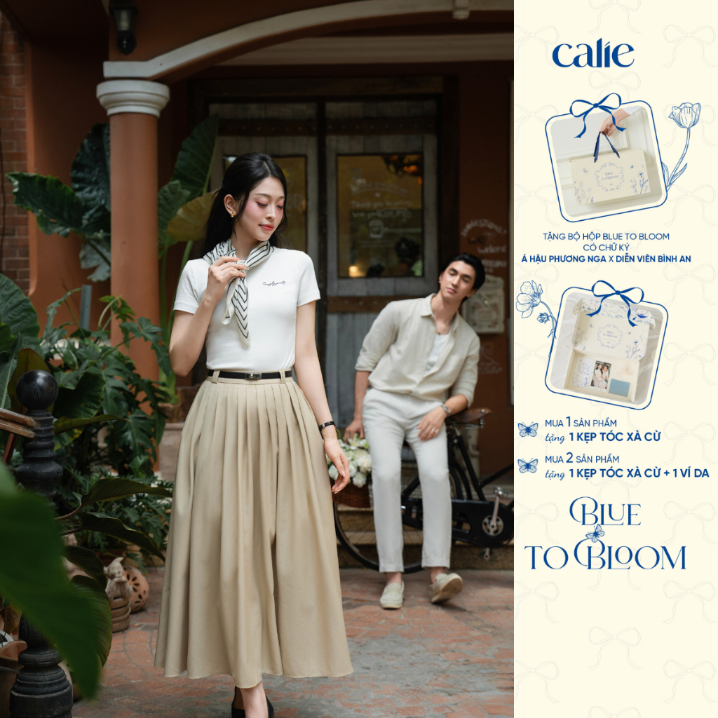 (Blue to Bloom) Áo cotton cổ tròn kèm khăn thêu logo, Chân váy chất kaki dáng xòe kèm belt Calie Af169, Cx065