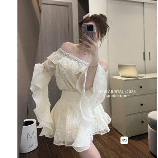 Set Tiểu Thư,Set Đồ Nữ Thiết Kế Kiểu Dáng Áo Trễ Vai Đính Viền Đá Xẻ Bèo Mix Chân Váy Siêu Xinh A182