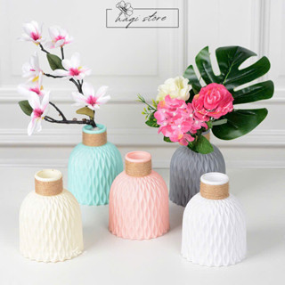 Bình hoa nhựa giả gốm phong cách bắc âu, lọ hoa decor dáng chuông gợn sóng kèm dây buộc xinh xắn