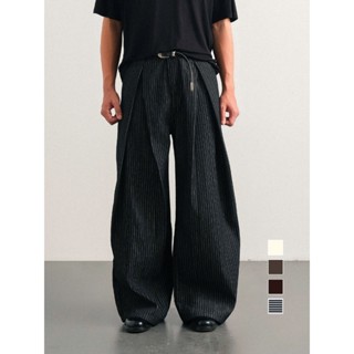 Quần jeans nam B Brown kẻ sọc li vát chéo ống rộng phủ giày - Striped Wide Leg Jeans B Brown