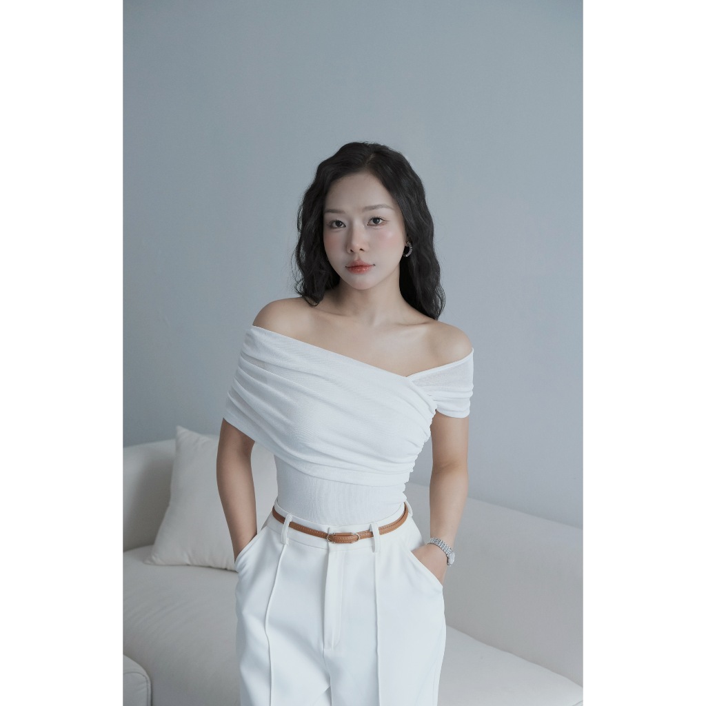 Áo Thun Lệch Vai Ngắn Tay, Áo Mặc Được Nhiều Kiểu, Chất Nhún Nhũ Co Dãn MioLady | BigBuy360 - bigbuy360.vn