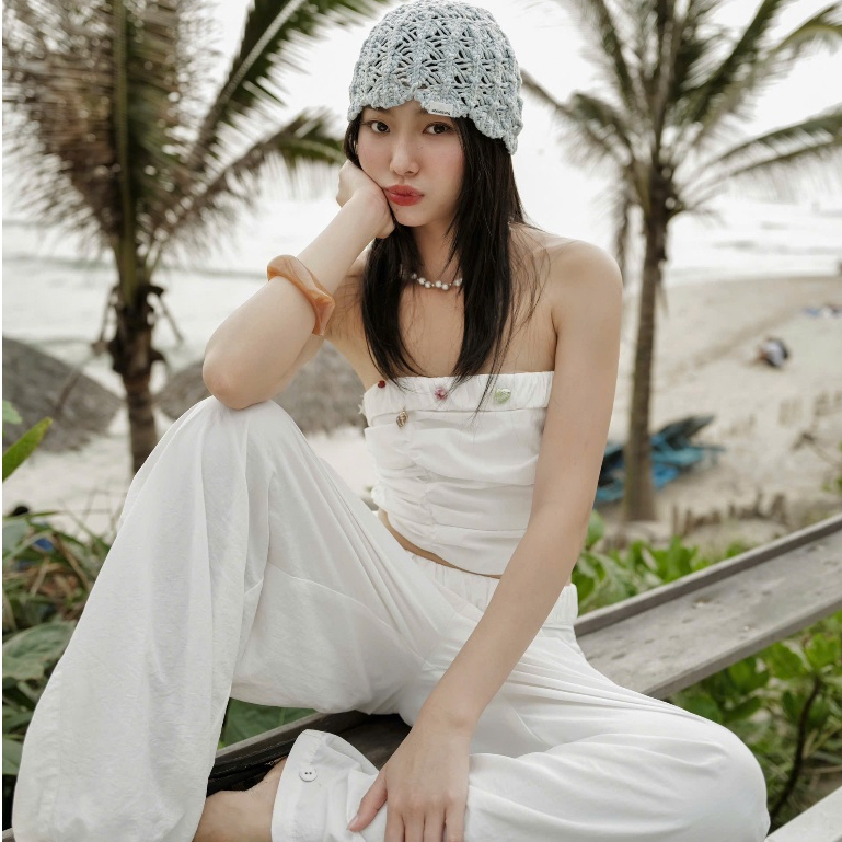 Kuchimachic - Set áo quây trắng / Quần gió (vải mỏng phù hợp mặc đi biển) chất liệu Spandex mã sản p