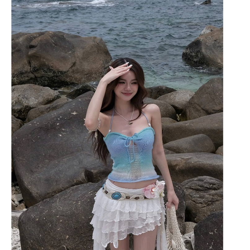 Áo quây len xanh đi biển đính cườm style mùa hè dễ thương y2k