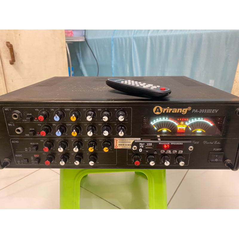 Ampli Karaoke Ariang PA-230A có gắn mạch blutooth kèm Remote  (8 sò 2SC5200 & 2SA1943) // Hoạt động 