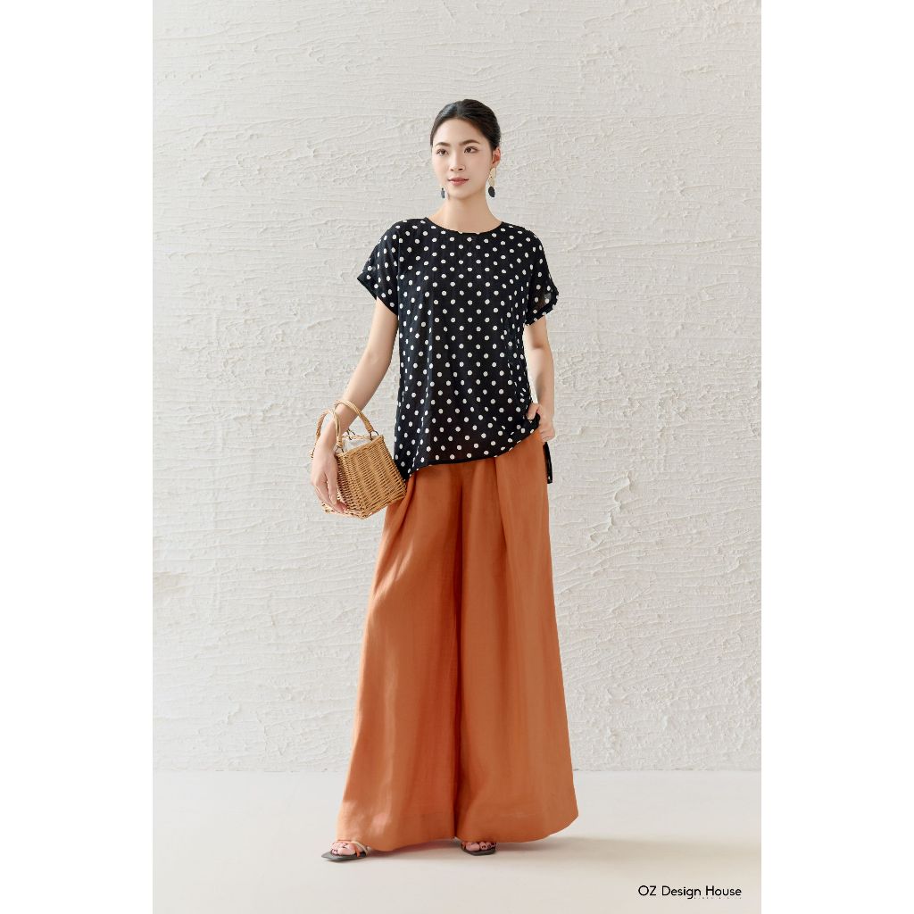 Áo croptop tay liền cổ tròn OZ Design House AO12824SPR25 cotton đen chấm tròn trắng