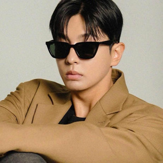 Kính 𝐑𝐈𝐄𝐓𝐈 # 𝐂𝐀𝐍𝐃𝐄𝐋𝐀 full bao da khăn tag nội địa Hàn