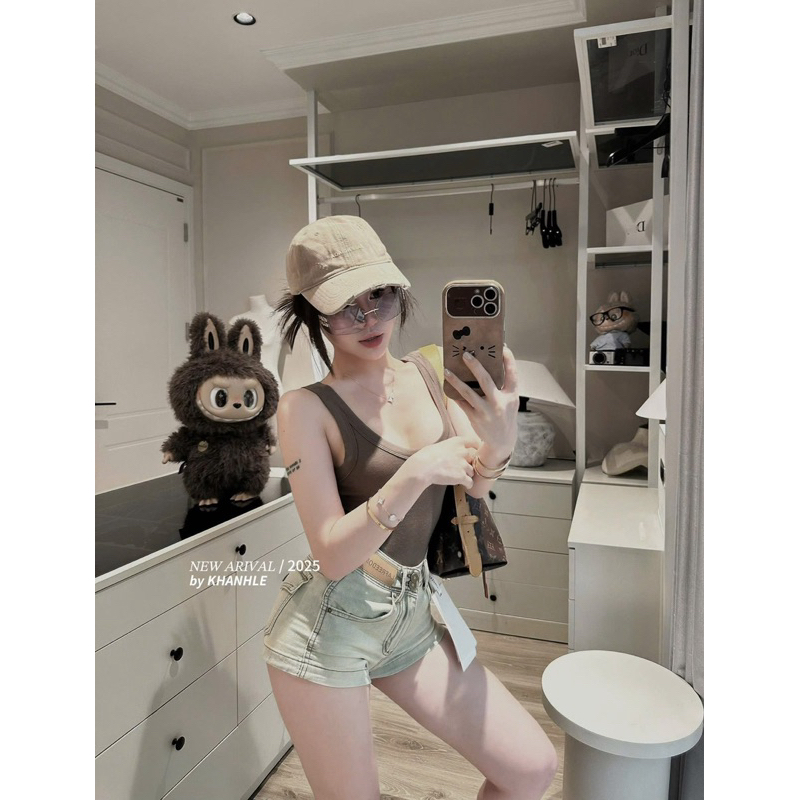 Quần Đùi Nữ Dáng Ngắn Form Chữ A Tag Da Quần Short Nữ Lưng Cao Hách Dáng chất Liệu Jeans Mềm Co Giãn Phong Cách Hàn Quốc | BigBuy360 - bigbuy360.vn