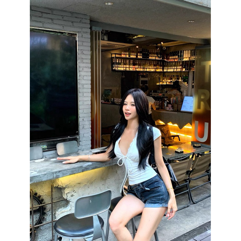 Áo thun nữ ôm body cổ ren cột dây ngực TABISHOP Áo kiểu nữ phong cách sexy mặc hè đi chơi(158) | BigBuy360 - bigbuy360.vn
