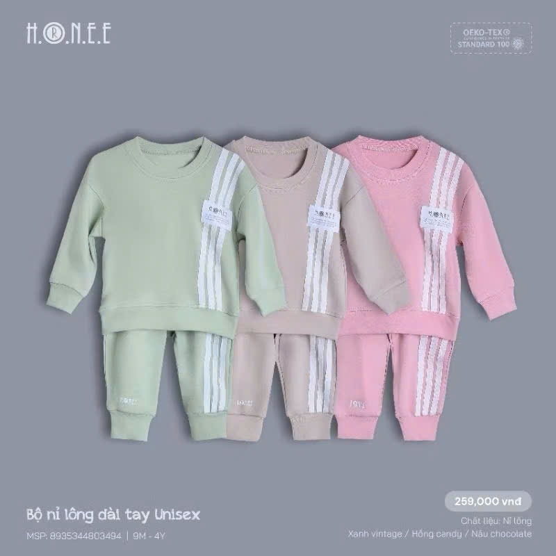 Bộ quần áo nỉ hãng Hrnee cho bé