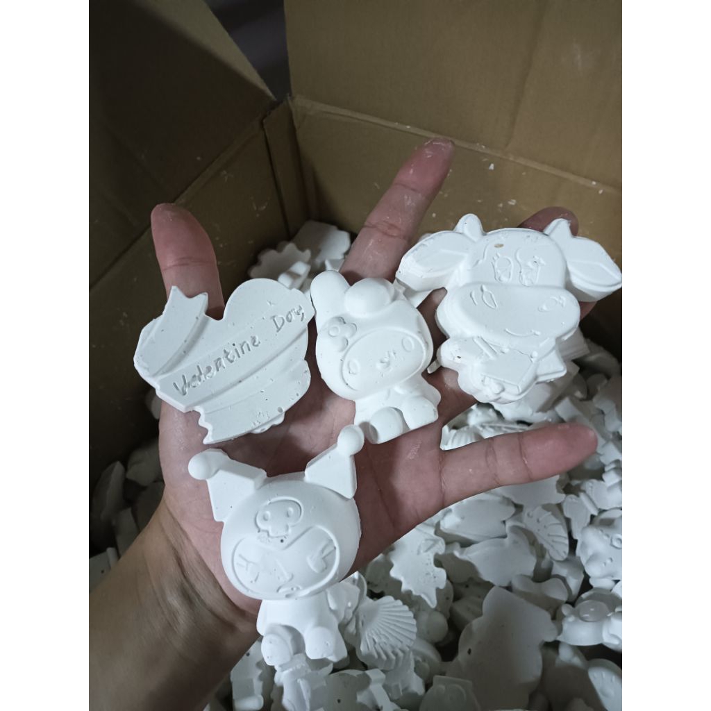 Tượng thạch cao mini chú gấu(ship từ 20k)