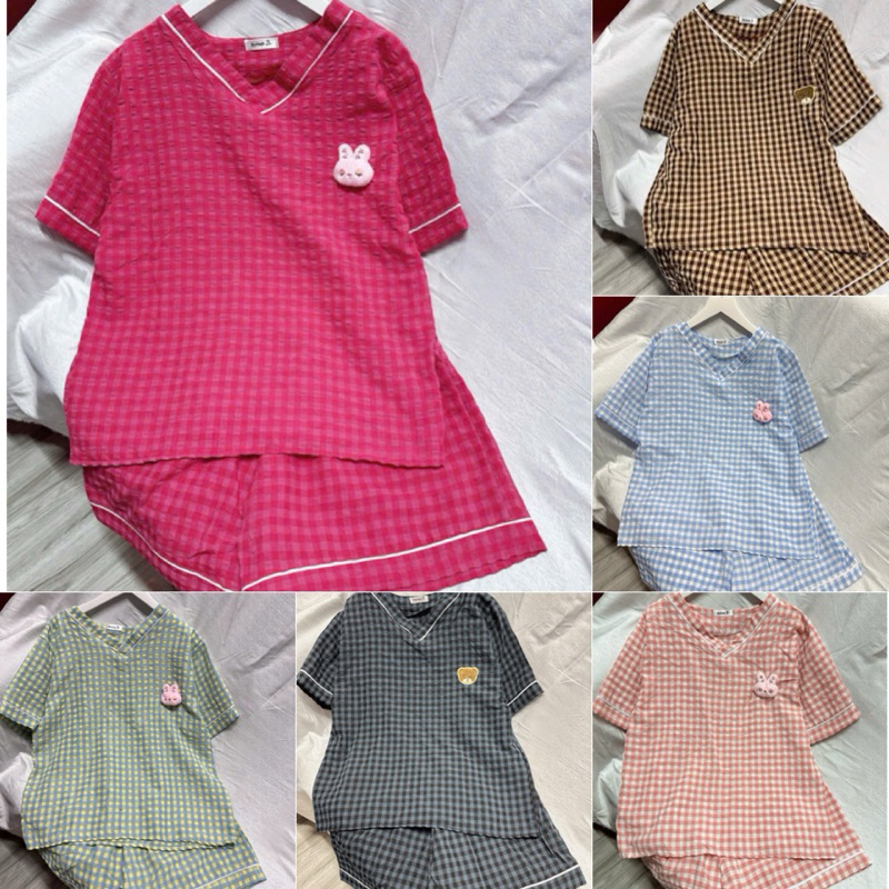 Set Bộ Ngủ Nữ Kẻ Cổ V Kèm Cham