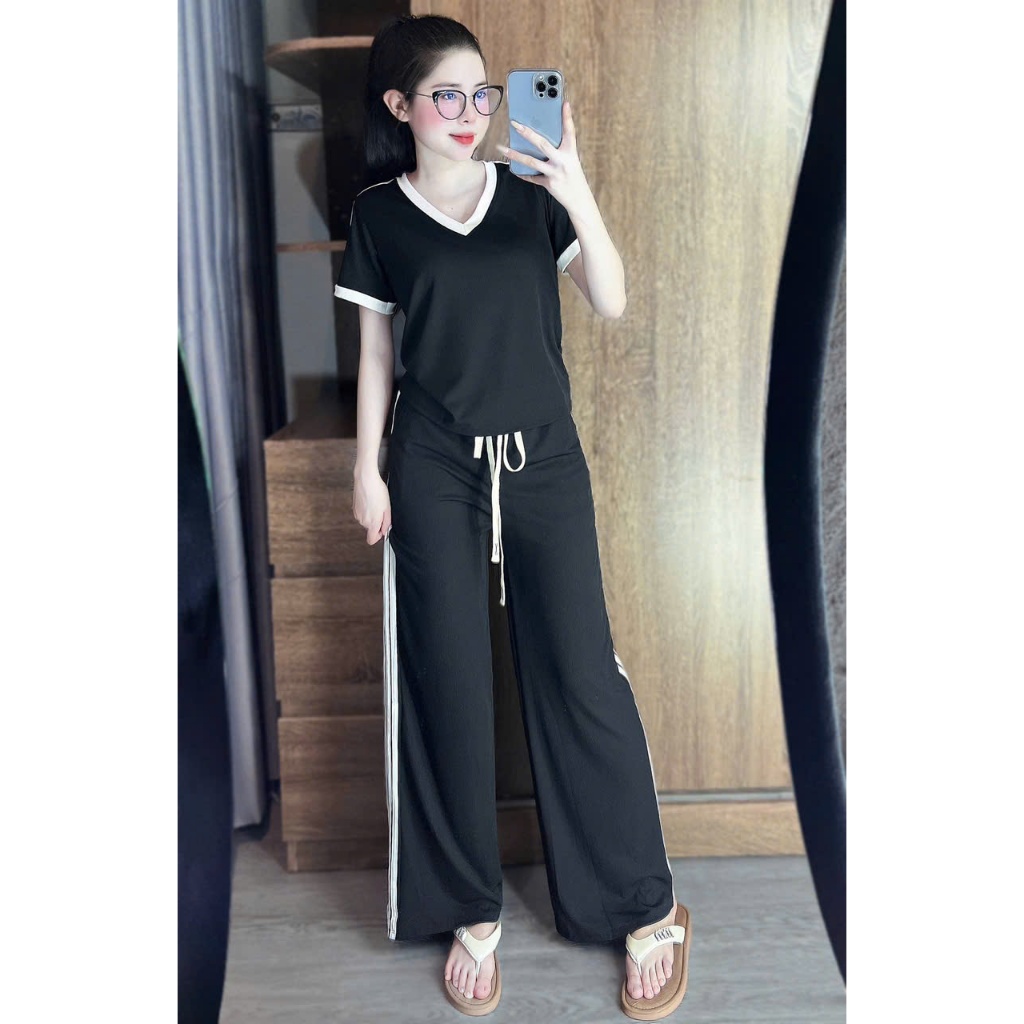 Set Bộ Thể Thao, ÁO CỔ TIM PHỐI VIỀN MIX QUẦN SUÔNG THOẢI MÁI NĂNG ĐỘNG BIGSIZE 2 MÀU Women Top | BigBuy360 - bigbuy360.vn