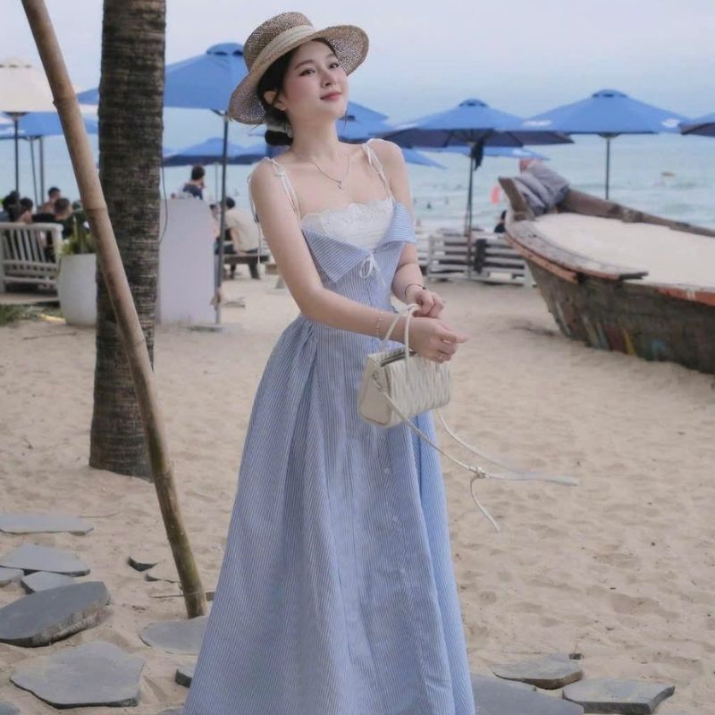 Đầm nữ 2 dây phối ren kẻ sọc xanh trắng tôn dáng, đồ bộ nữ tiểu thư nữ tính Aurora HCOM26188 | BigBuy360 - bigbuy360.vn