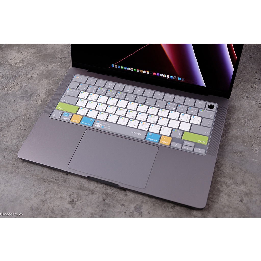 Phủ phím cho Macbook chính hãng Innostyle 13"/14"/16" M1 M2.../Neo chống trầy xước tốt, bảo vệ phím | BigBuy360 - bigbuy360.vn