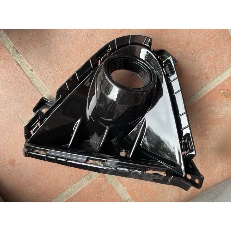 Ốp đèn gầm Hyundai Accent 2021 - 2023, dưỡng đèn gầm Hyundai Accent 2021 - 2023