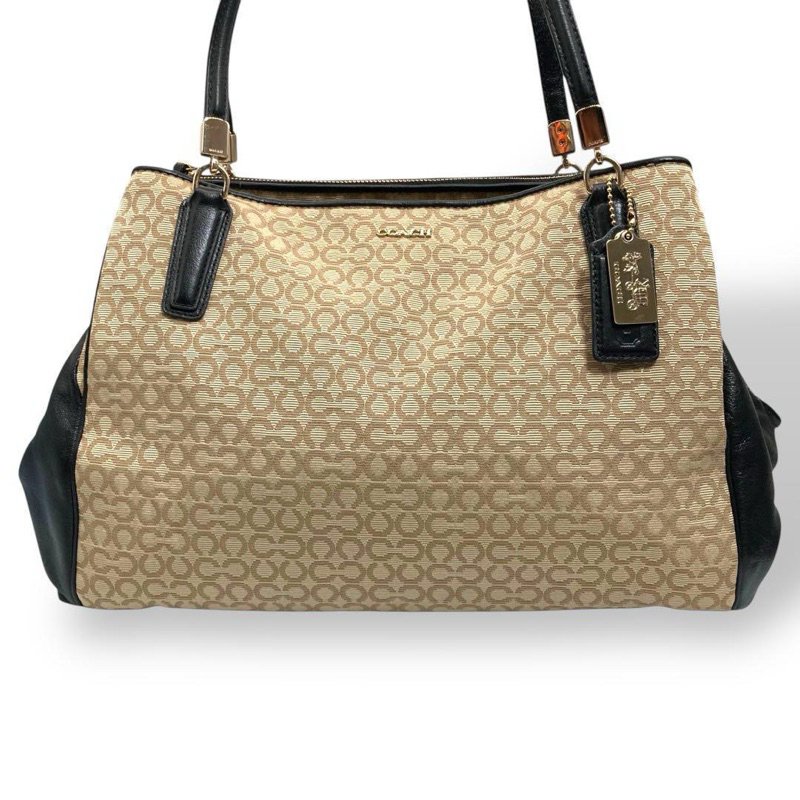 túi Coach chính hãng đã qua sử dụng