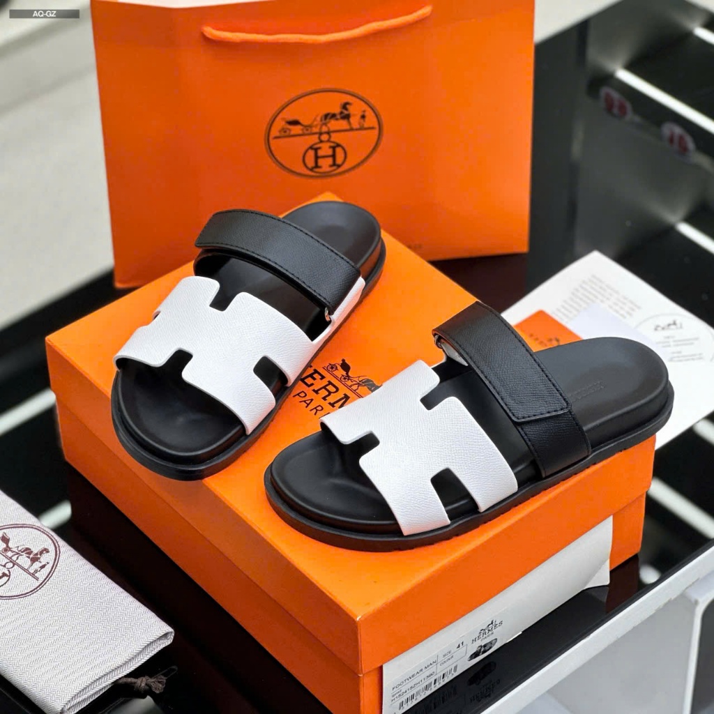 Dép HM Chypre Quai Dán màu Đen Trắng. Hàng QC cao cấp.