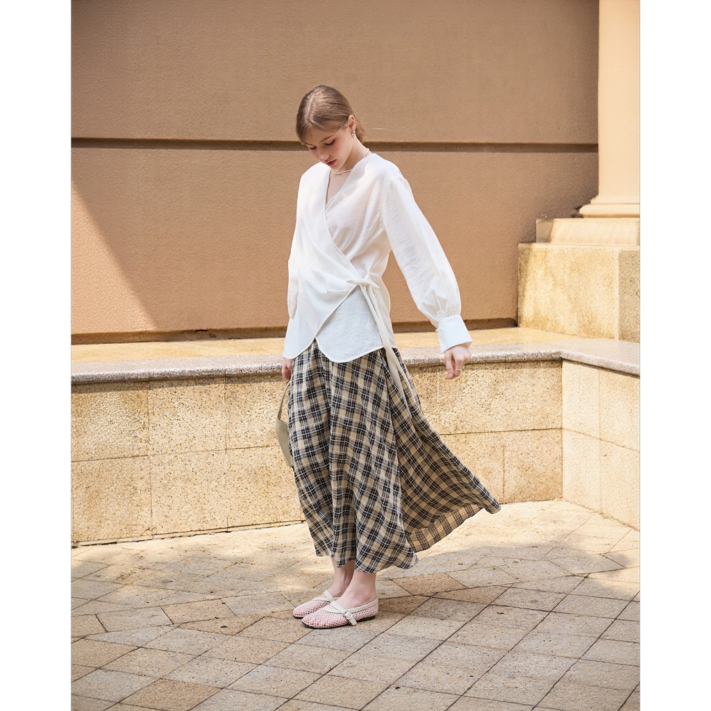 Chân váy INGRID mặc thường ngày hoạ tiết kẻ caro vintage KHÂU BY CQ