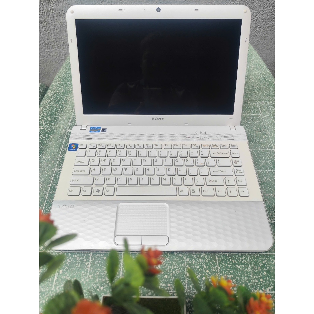 Laptop cũ giá rẻ core i3 i5 ram 4gb - 8gb